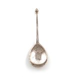 A rare Mary Tudor silver Wrythen Knop silver spoon, maker's mark of a cross with a pellet, London