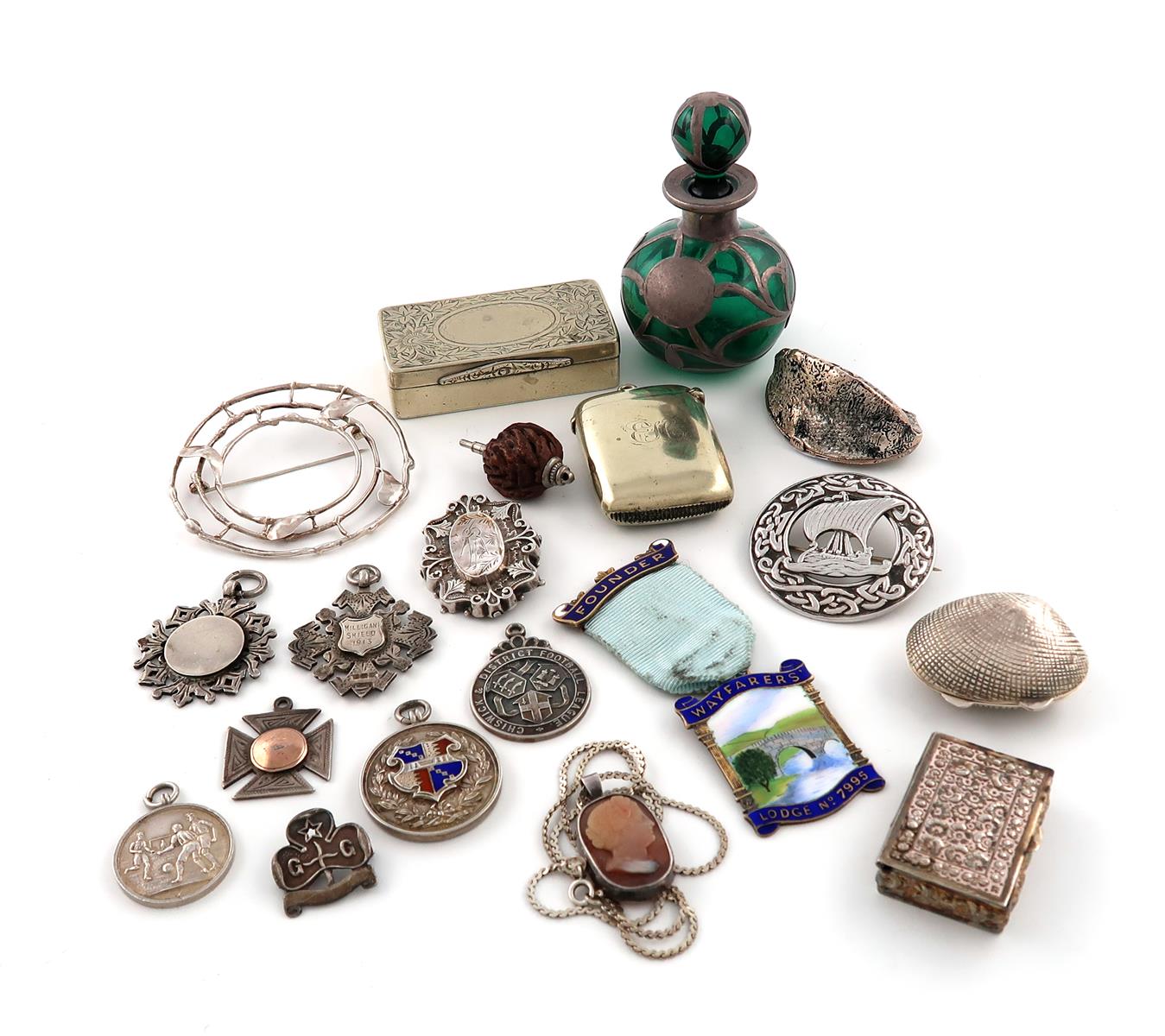 A mixed lot, comprising silver items: an American silver overlay green glass scent bottle, a