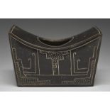 A Chorrera headrest vessel Ecuador, circa 1800 - 500 BC pottery with incised geometric decoration to