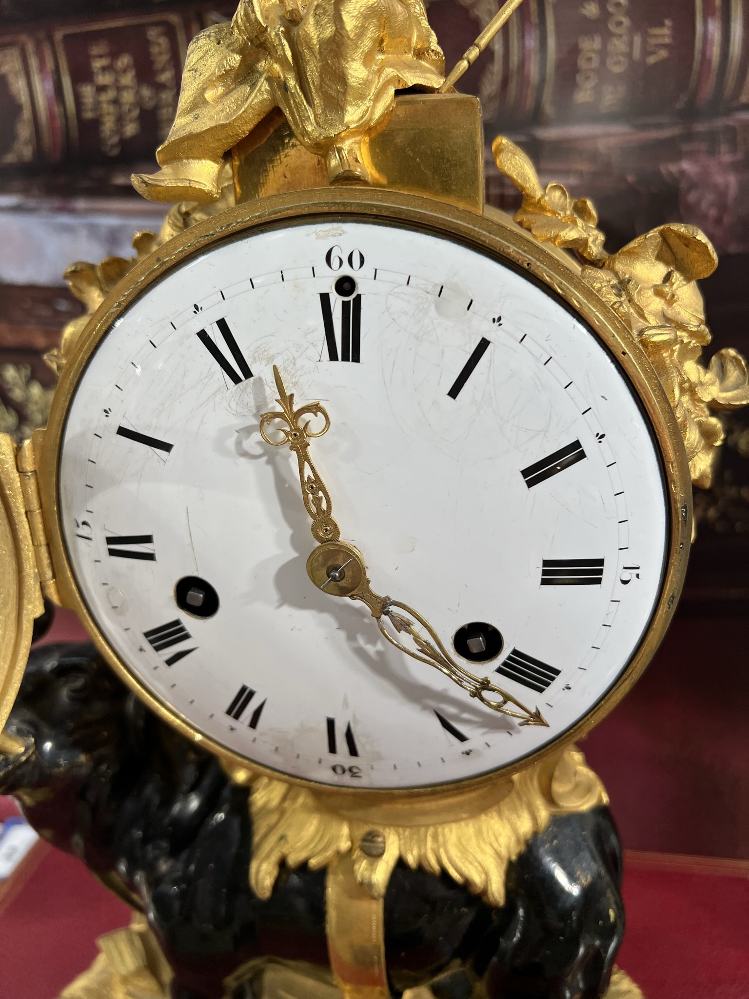 A FRENCH LOUIS XV ORMOLU AND PATINATED BRONZE ELEPHANT MANTEL CLOCK AFTER A DESIGN BY JACQUES AND - Bild 14 aus 23