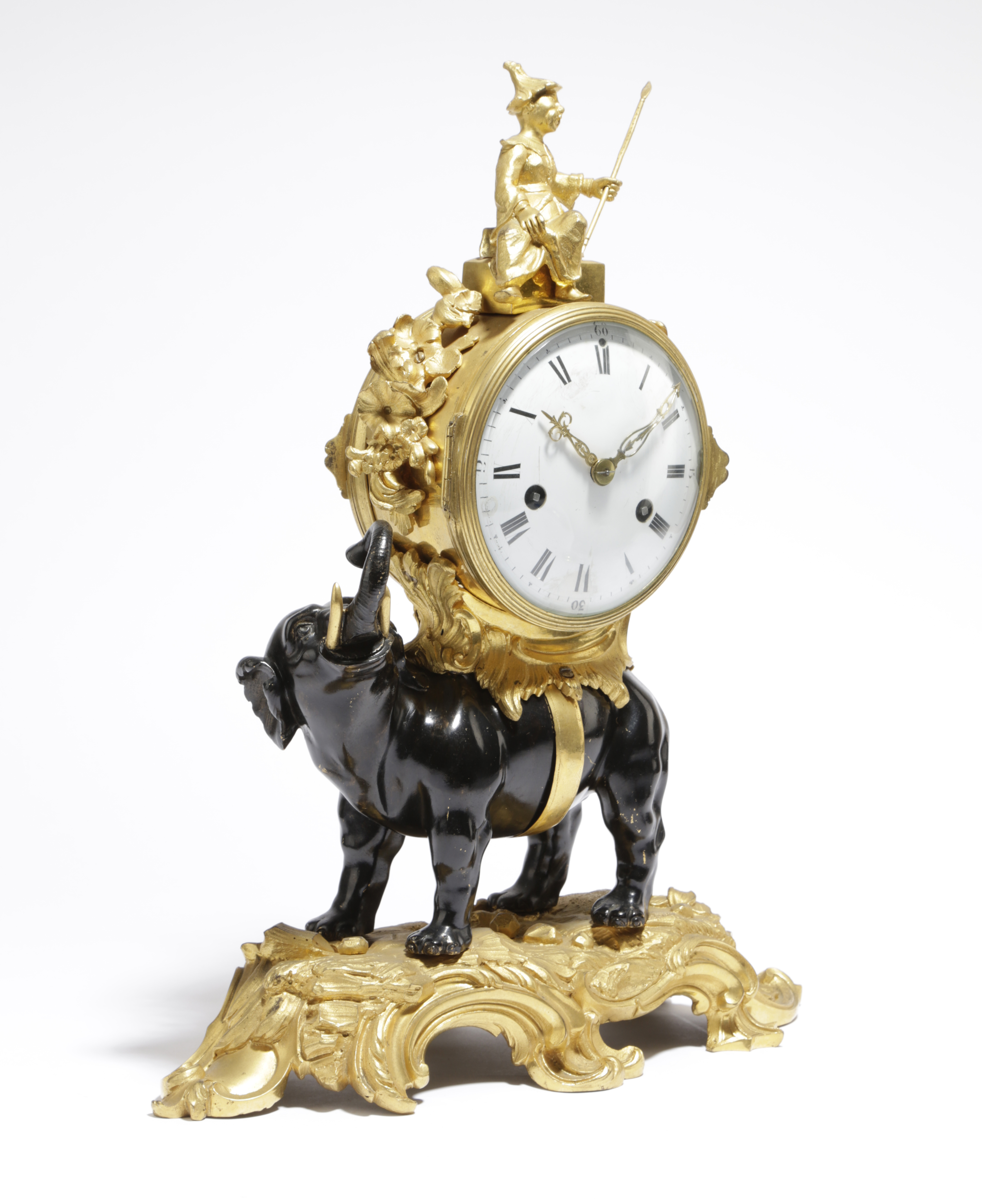 A FRENCH LOUIS XV ORMOLU AND PATINATED BRONZE ELEPHANT MANTEL CLOCK AFTER A DESIGN BY JACQUES AND - Bild 3 aus 23