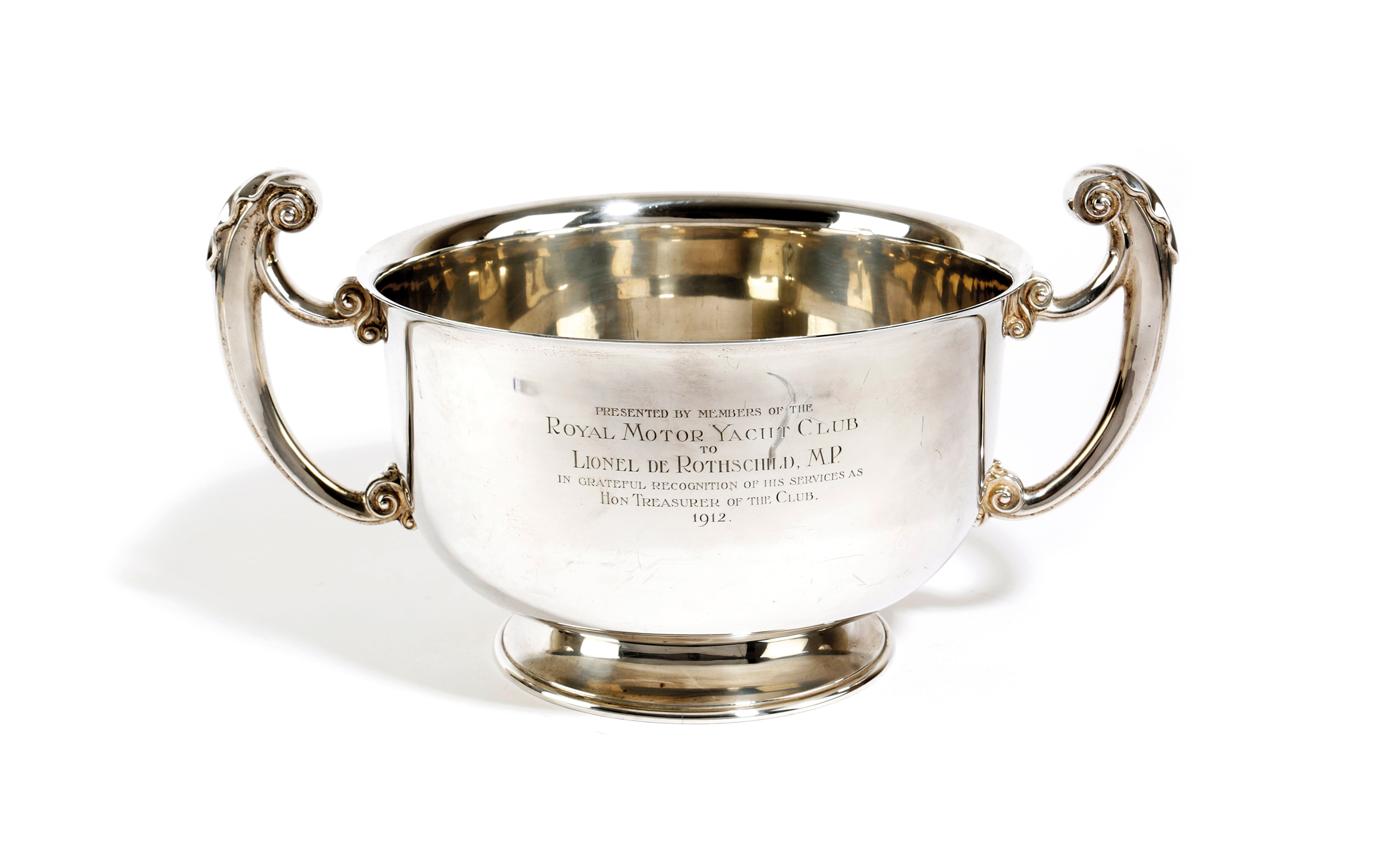 AN EDWARDIAN SILVER TWO-HANDLED PRESENTATION TROPHY BOWL BY MAPPIN AND WEBB, BIRMINGHAM, 1910 of