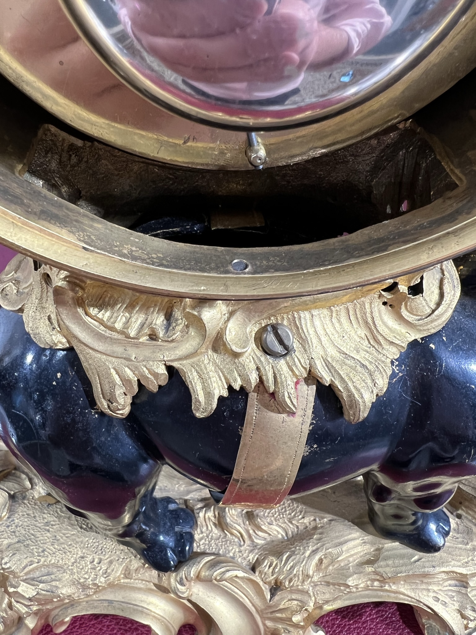 A FRENCH LOUIS XV ORMOLU AND PATINATED BRONZE ELEPHANT MANTEL CLOCK AFTER A DESIGN BY JACQUES AND - Bild 12 aus 23