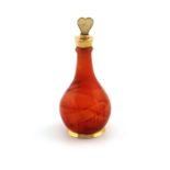 A gold-mounted agate scent flask, unmarked, probably early-19th century, baluster form, plain