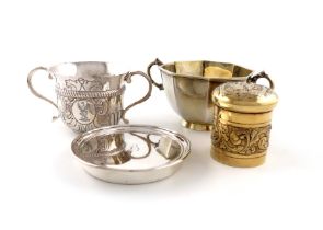 A mixed lot of silver items, comprising: a two-handled bowl of octagonal tapering form, leaf