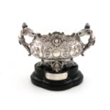 An Edwardian silver two-handled bowl, by the Goldsmiths and Silversmiths Company, London 1906,