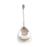 A Charles I silver Virgin and Heart spoon, maker's mark of a crescent enclosing a mullet, for