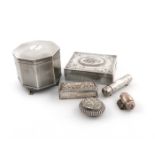 A mixed lot of silver items, various dates and makers, comprising: a cigarette box of octagonal