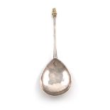 An Elizabeth I silver Maidenhead spoon, marked with a pellet mark to the bowl, possibly with a