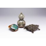 A SMALL COLLECTION OF JAPANESE ITEMS MEIJI OR LATER, 20TH CENTURY Comprising: a bronze model of a