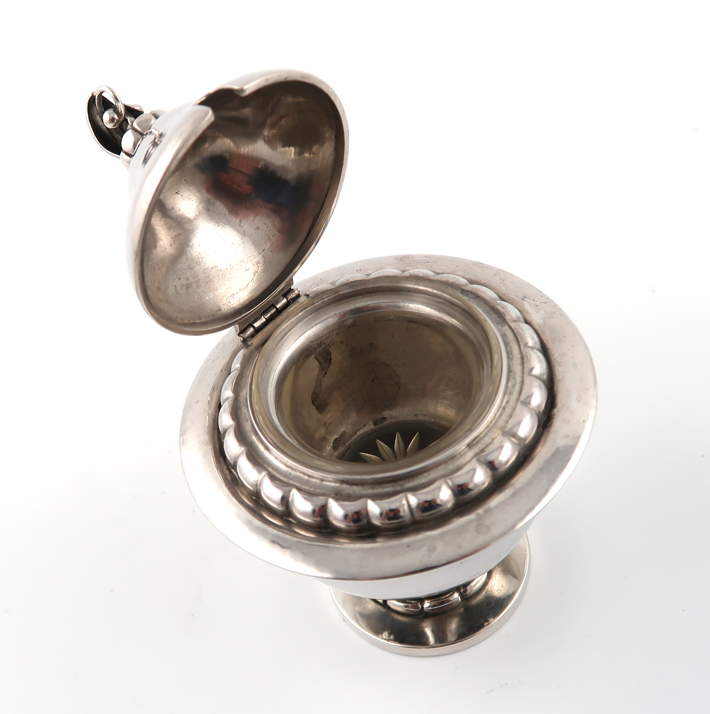 By Georg Jensen, a three-piece Danish silver cruet set, design no. 236, the pepper pot with import - Image 6 of 8