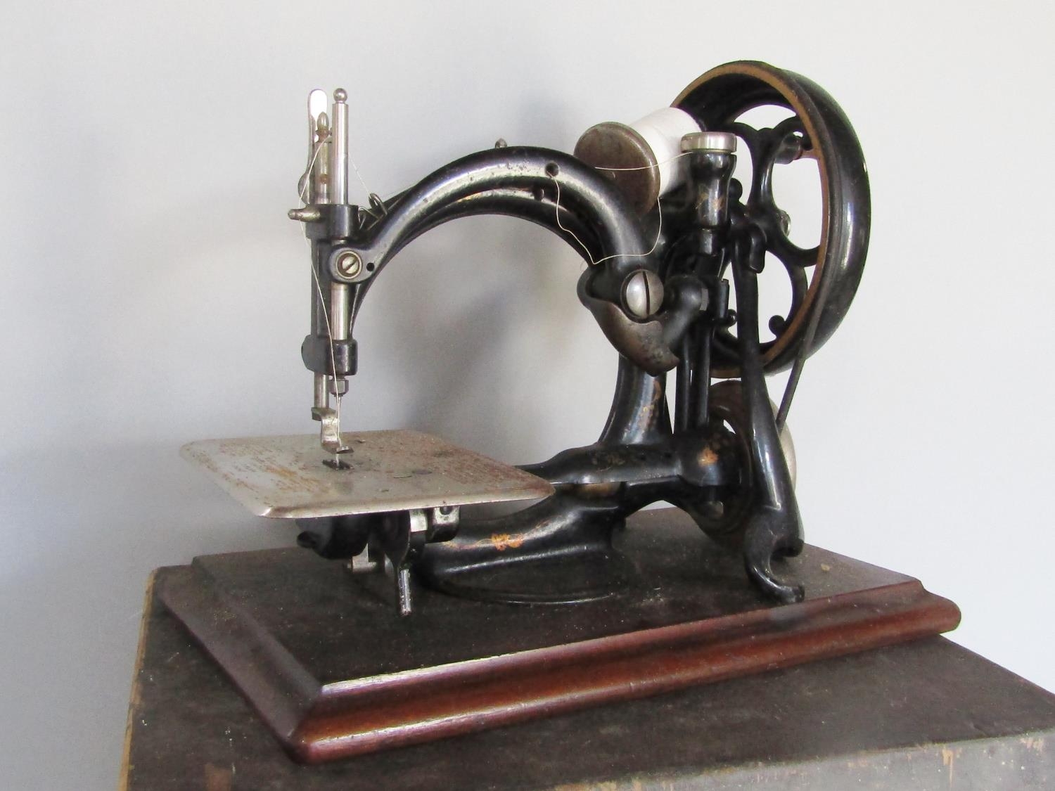 A Wilcox & Gibbs sewing machine and case, circa 1880 - Image 2 of 2