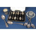 A mixed collection of silver comprising a cased set of six silver coffee spoons, a collection of