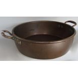 A 19th century copper jam pan with handles, 43.5 cm diameter