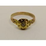 Decorative yellow metal diamond set ring, size T, 2.1g