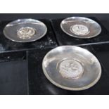 Three commemorative 300th anniversary dishes for C. Hoare & Co, 1672-1972, bearing the crest of a