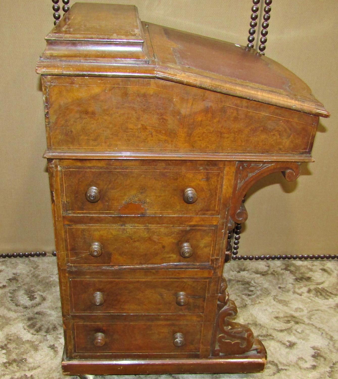 A Victorian walnut and figured walnut veneered davenport with inlaid detail and fitted with the - Image 6 of 6