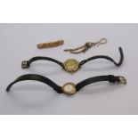 Mixed lot of jewellery comprising a 1920s 9ct dress watch on leather strap, a further vintage Avia