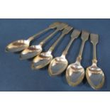 Six Victorian silver teaspoons of varying makers and dates, 4.5oz approx (6)