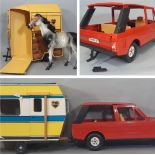 Vintage Sindy toys including a horse box with one horse, height 42cm, a red range rover and a