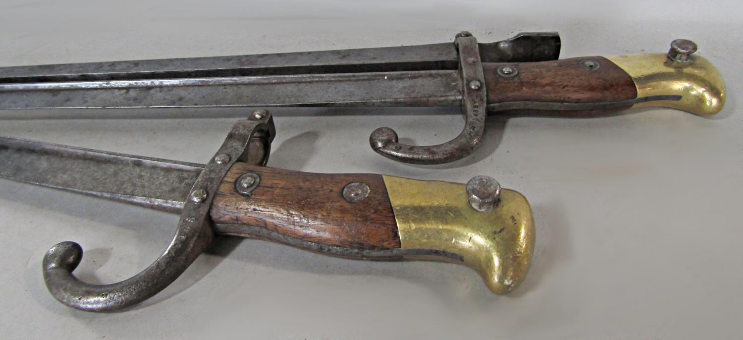 A late 19th century French bayonet conversion to a set of coal tongs and a shortened bayonet - Image 2 of 2