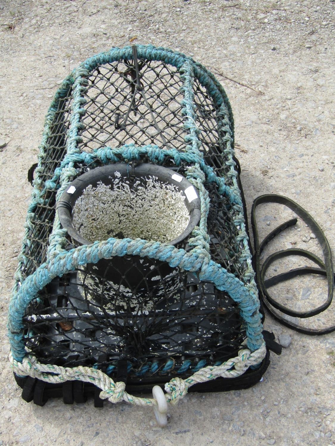 A lobster pot - Image 3 of 3