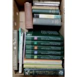 A box containing a quantity of gardening books (1)