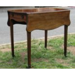 Georgian mahogany Pembroke table with shaped leaves, raised on square cut supports, enclosing one