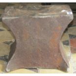 A small but heavy vintage cast iron anvil, 30 cm long x 26 cm wide x 25 cm high