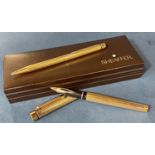 Sheaffer Targa 1009 gold plated Baryleycorn fountain pen with 14k nib together with a matching