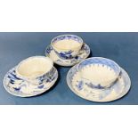 Six Chinese blue and white porcelain pieces, (18th/19th Century), to include: three cups and three