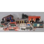 Large collection of unboxed Britains plastic miniature toys including Show Jumping set and game,