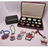 1937 cased specimen set of coinage, 15 coins crown to farthing, further loose coinage, Cheltenham