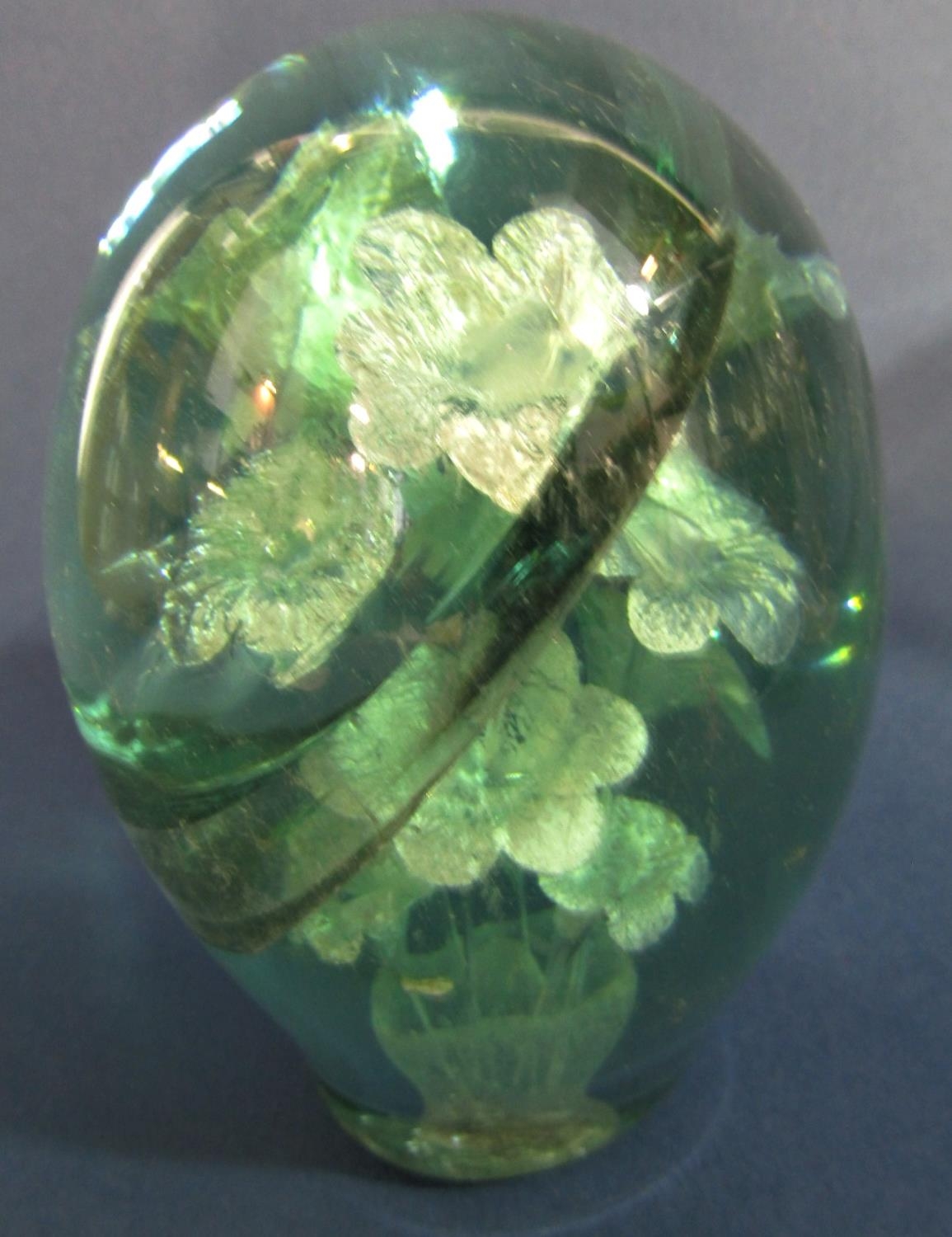 A Mdina blue and green glass paperweight signed Mdina to base, green glass dump with internal - Image 2 of 2