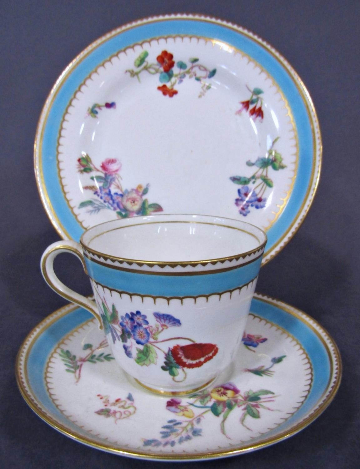 A collection of ten 19th century cabinet cups and saucers by various makers - Image 4 of 7