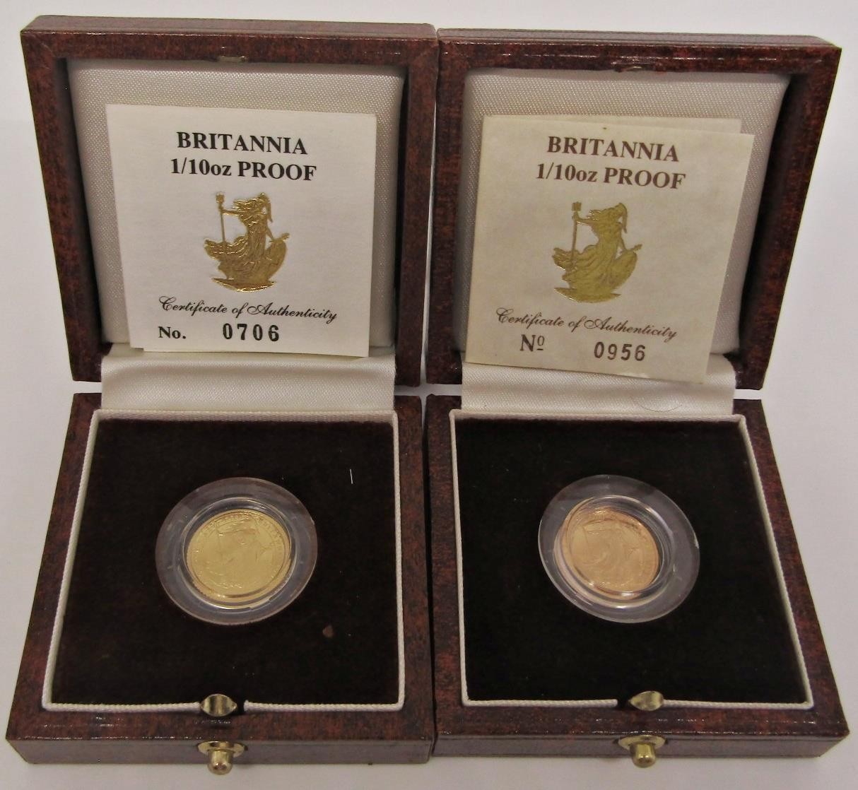 Two Britannia 1/10 oz gold proof coins numbers 706 and 956, 1988 and 1990, cased (2)