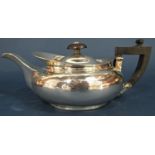 A George III silver teapot of ovoid shape, London 1804, maker Henry Nutting, 15oz approx