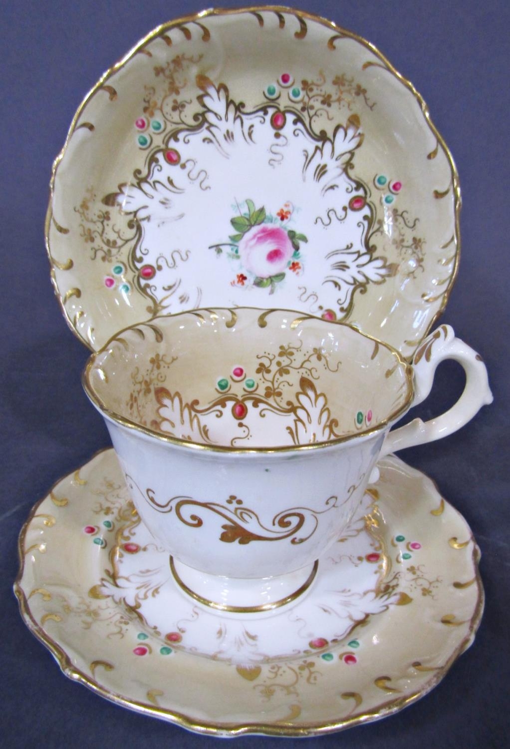 A collection of ten 19th century cabinet cups and saucers by various makers - Image 6 of 7
