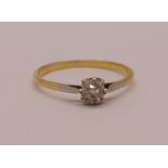 18ct old-cut diamond solitaire ring, 0.25cts approx, size N/O, 1.6g