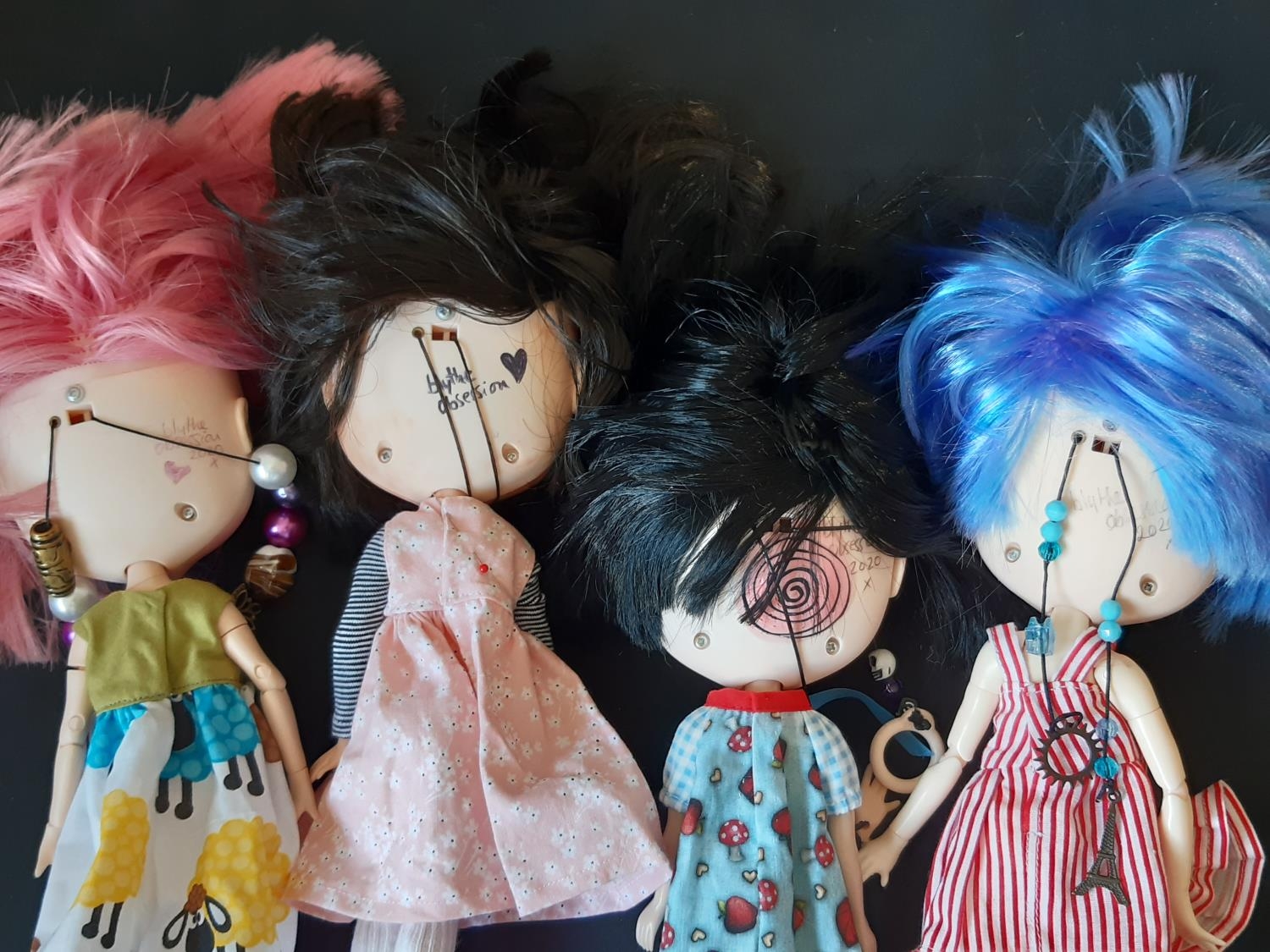 Four dolls in the style of Blythe 'Neo' dolls, customised by 'Blythe Obsession', with colour - Bild 7 aus 7