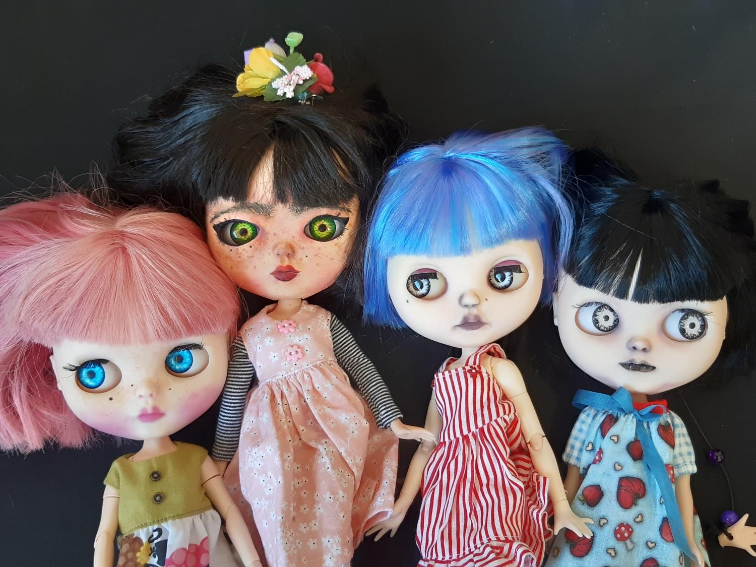 Four dolls in the style of Blythe 'Neo' dolls, customised by 'Blythe Obsession', with colour - Bild 5 aus 7