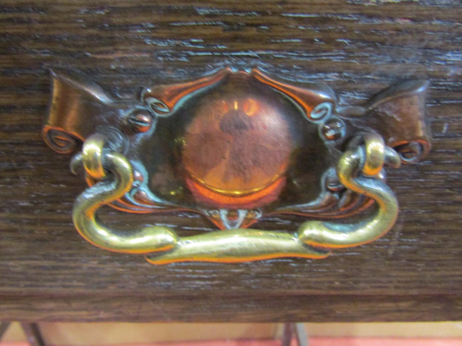 An Edwardian mahogany ladies writing desk, fitted with two frieze drawers on turned supports with - Bild 3 aus 3