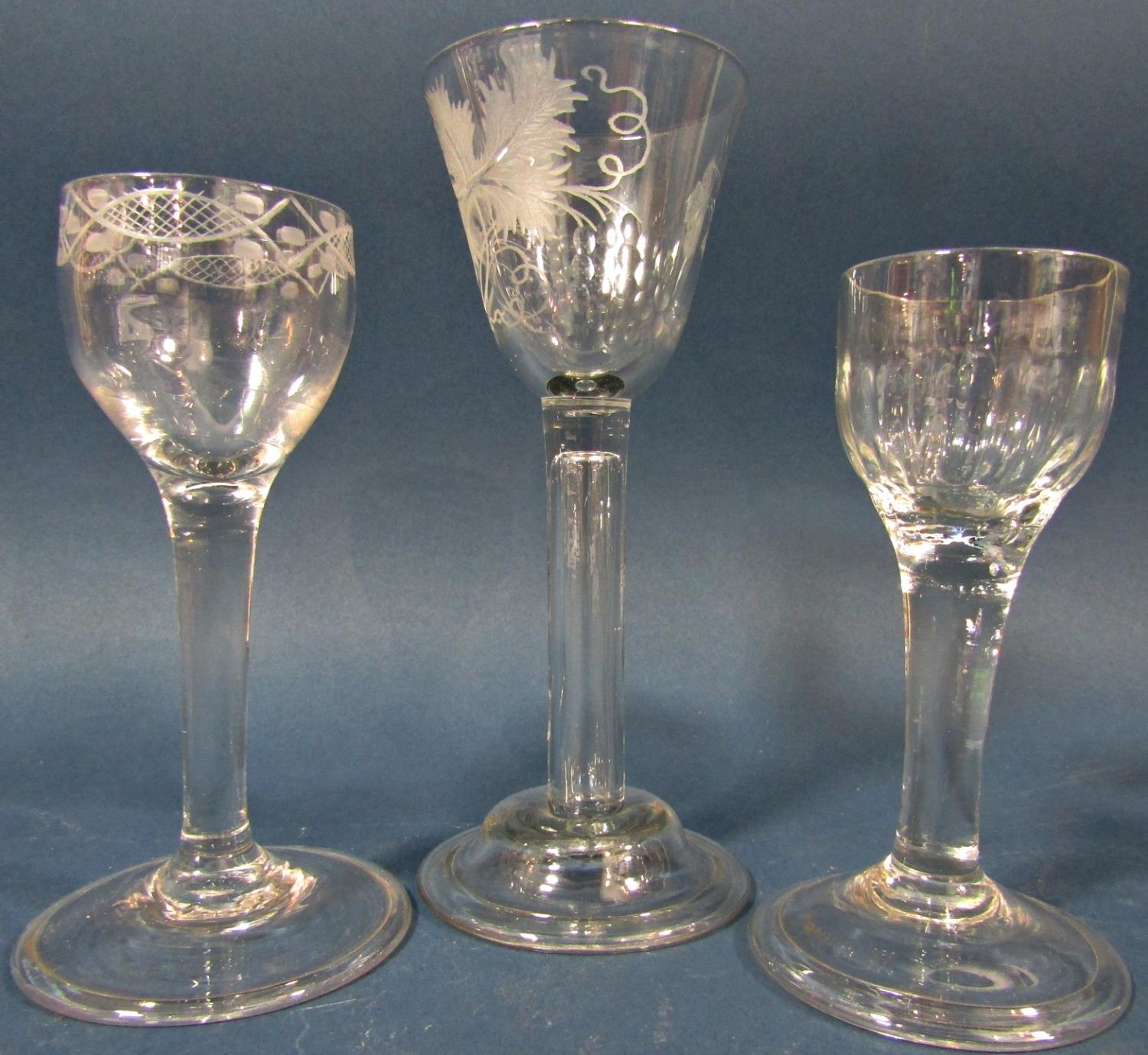 Six Georgian solid stemmed wine glasses of varying design. 6 - Bild 2 aus 2