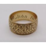 1970s 9ct wedding ring with engraved detail, size Q/R, 7g