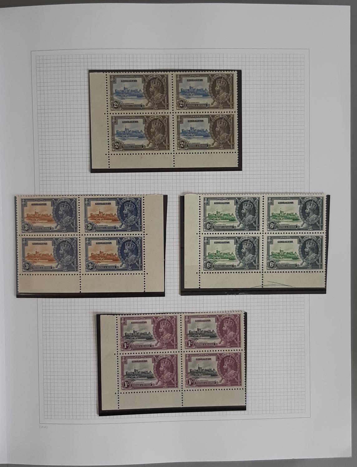 The Mint comprehensive Gibraltar stamp collection from 1886, QV, KEVII, KGV in full sets, inc - Image 7 of 9