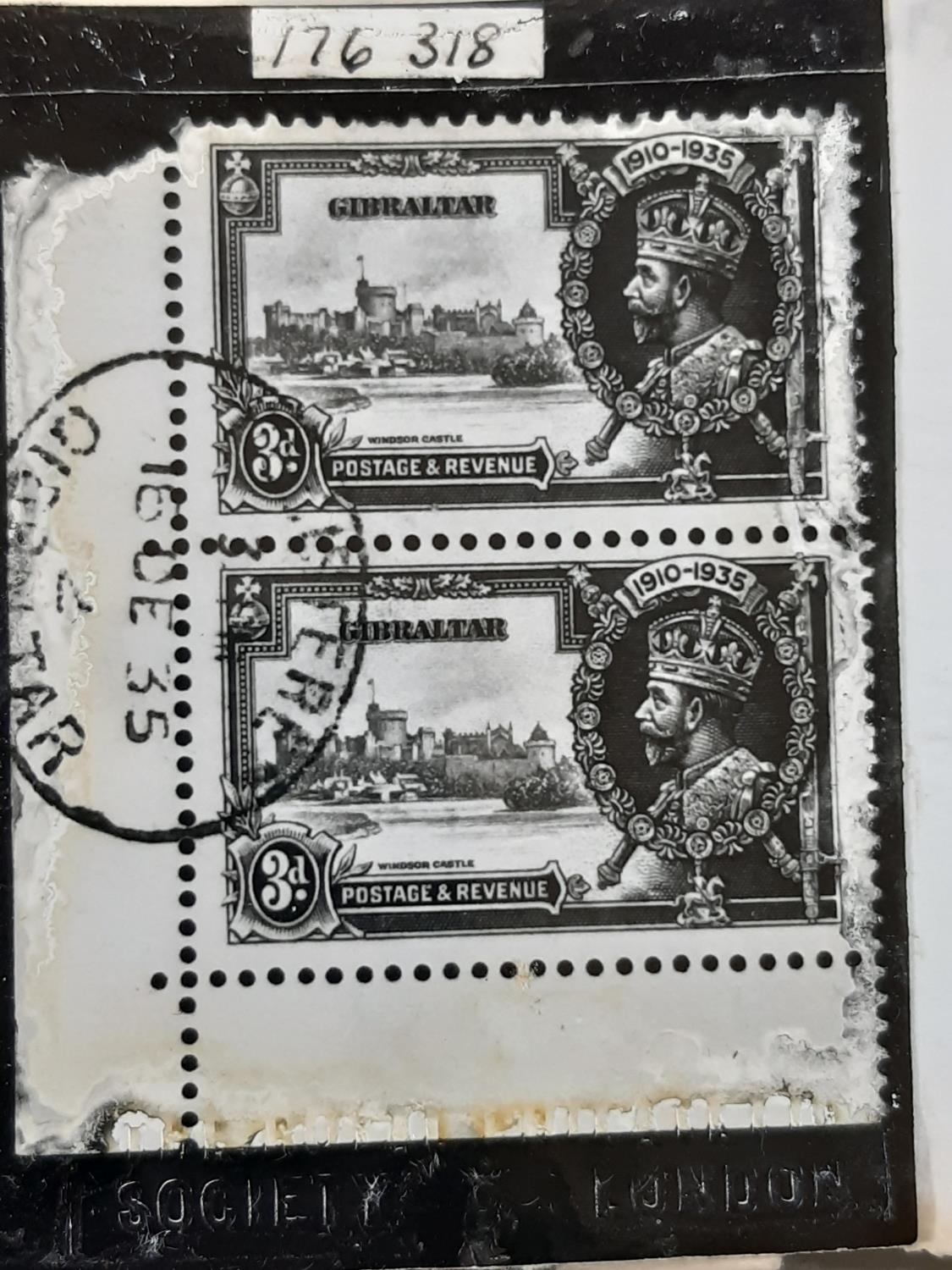 Gibraltar 1935 Silver Jubilee SG 115/115a VFU, lower left hand corner pair, upper stamp showing - Image 3 of 6