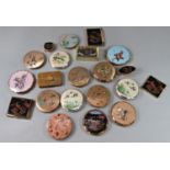 A collection of twenty vintage compacts, notepads and lipstick holders by Stratton all with bird