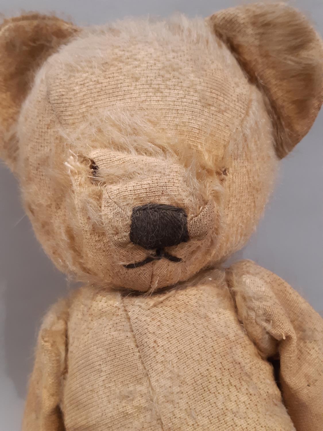 Pair of teddy bears century teddy bears for restoration, both with stitched nose and mouth, wood - Image 3 of 5