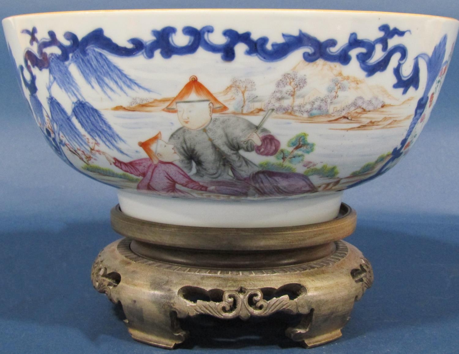 Late 18th/early 19th century porcelain bowl showing two family groups in a landscape within - Image 3 of 3