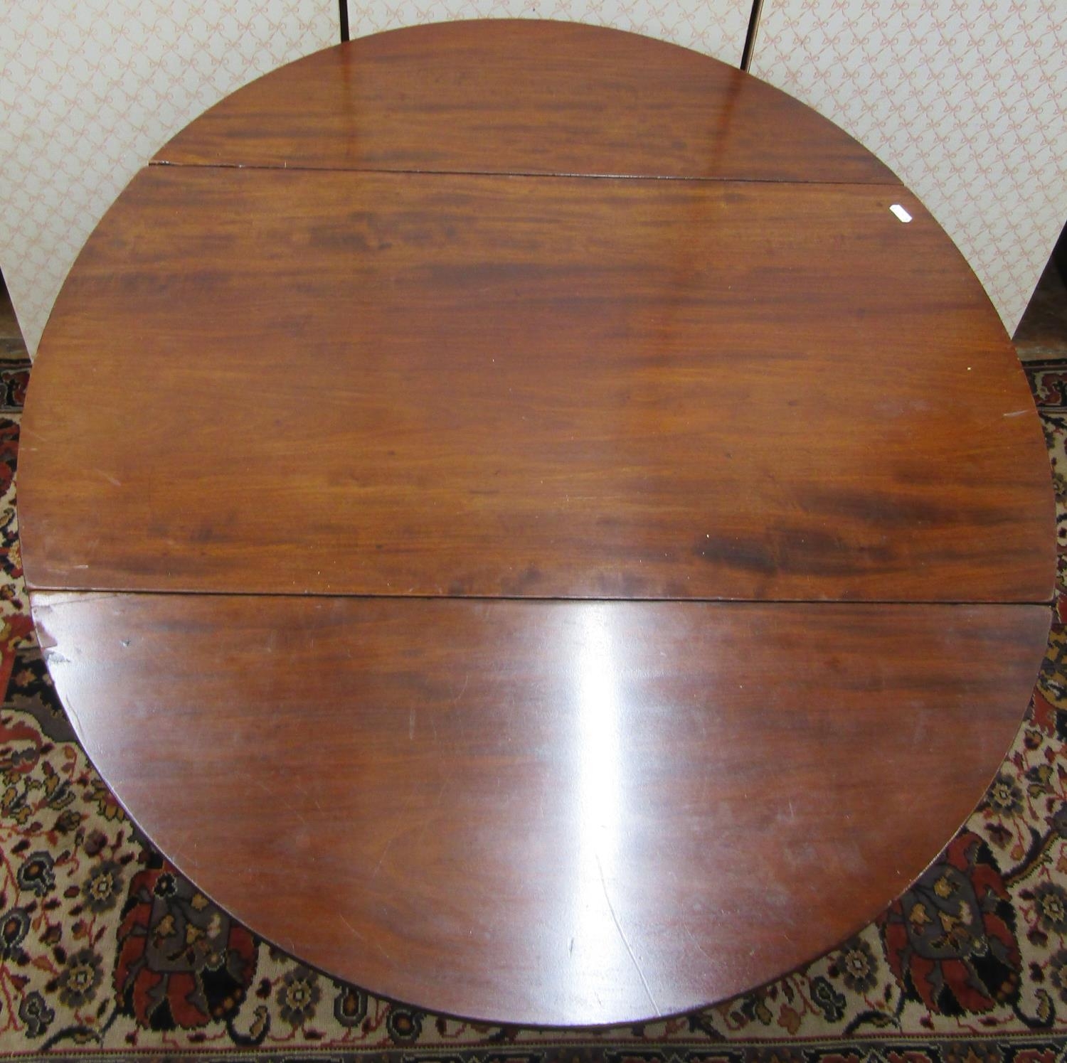 A 19th century mahogany oval Pembroke table with frieze drawer raised on square tapered supports - Image 4 of 7